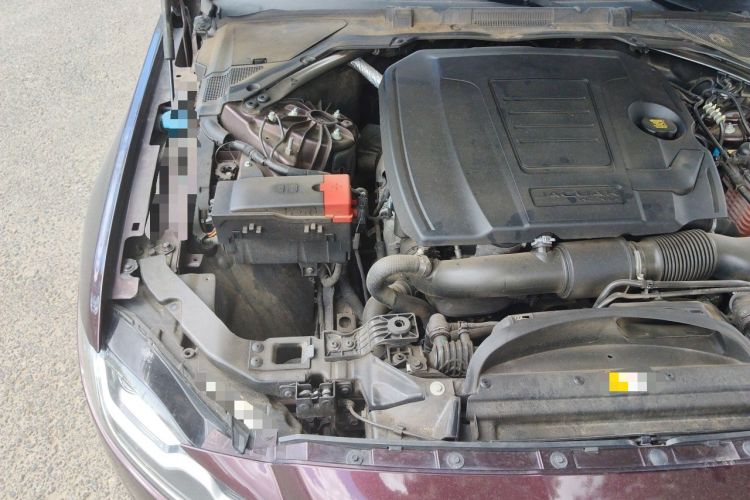 Used Jaguar XFL 2018 XFL 2.0T 250 PS Luxury Edition Engine Bay Right