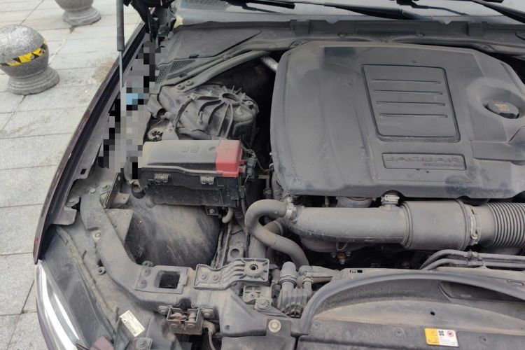 Used Jaguar XFL 2018 XFL 2.0T 250 PS Luxury Edition Engine Bay Right