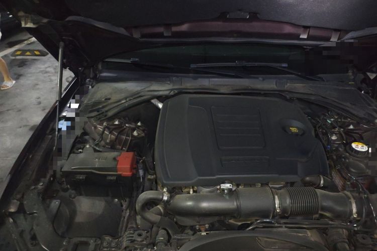 Used Jaguar XFL 2018 XFL 2.0T 250 PS Luxury Edition Engine Bay Right
