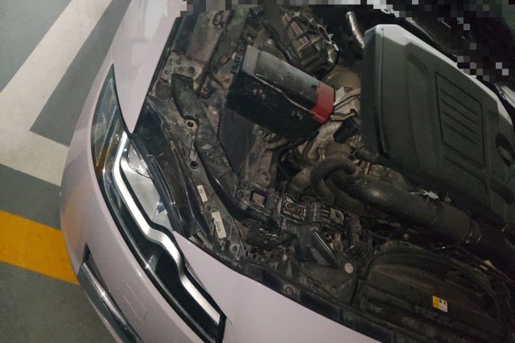 Used Jaguar XFL 2018 XFL 2.0T 250 PS Luxury Edition Engine Bay Right
