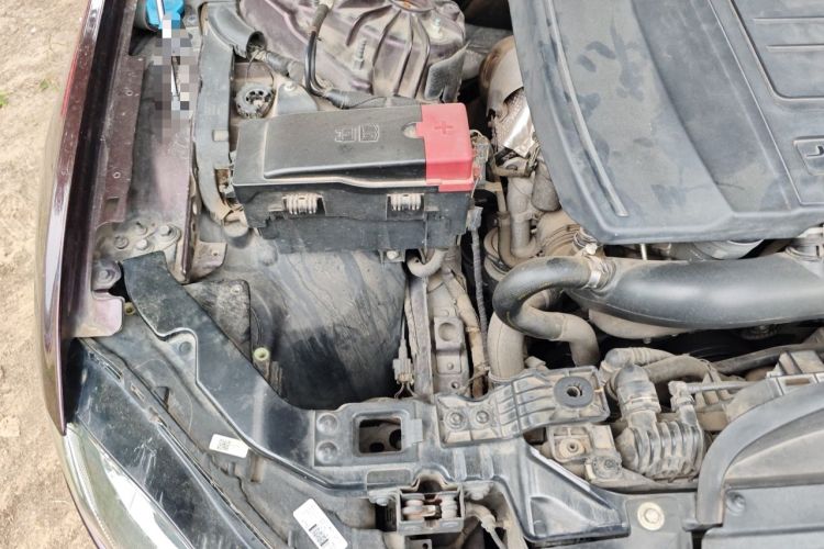 Used Jaguar XFL 2018 XFL 2.0T 200PS Elite Edition Engine Bay Right