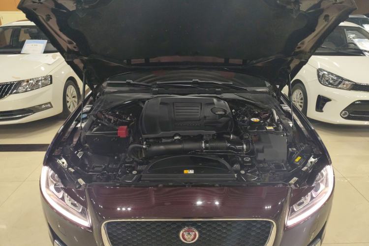 Used Jaguar XFL 2018 XFL 2.0T 200PS Elite Edition Engine Bay