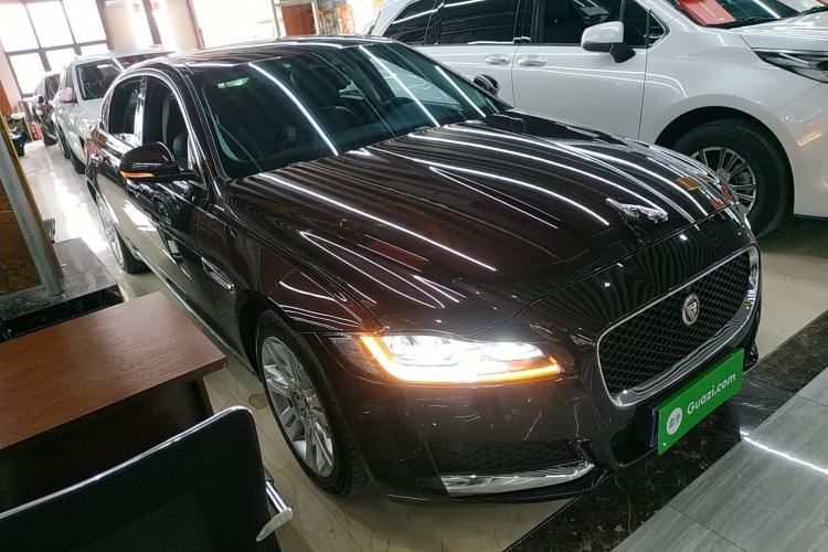 Used Jaguar XFL 2018 XFL 2.0T 250 PS Luxury Edition Exterior 1