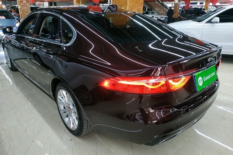 Used Jaguar XFL 2018 XFL 2.0T 250 PS Luxury Edition Exterior 2