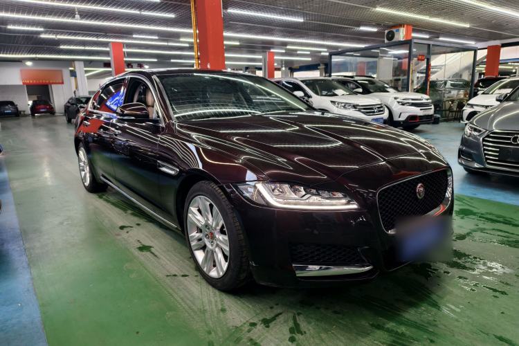 Used Jaguar XFL 2018 XFL 2.0T 250 PS Luxury Edition Exterior 2