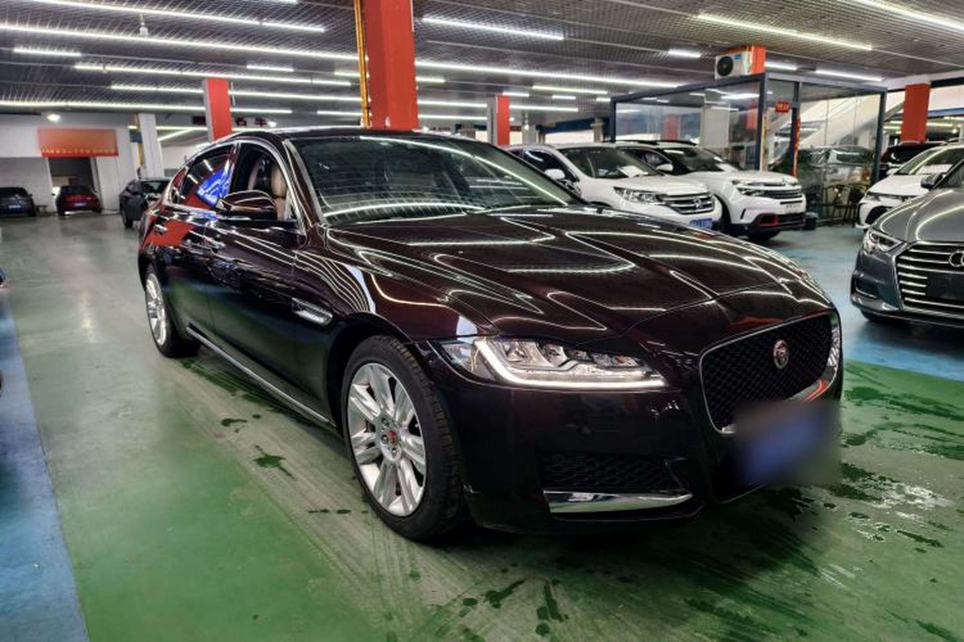Used Jaguar XFL 2018 XFL 2.0T 250 PS Luxury Edition Exterior 2