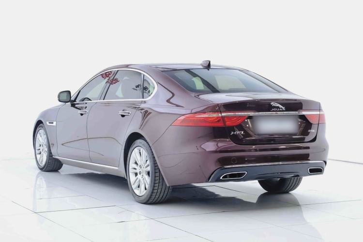 Used Jaguar XFL 2018 XFL 2.0T 250 PS Luxury Edition Exterior 3