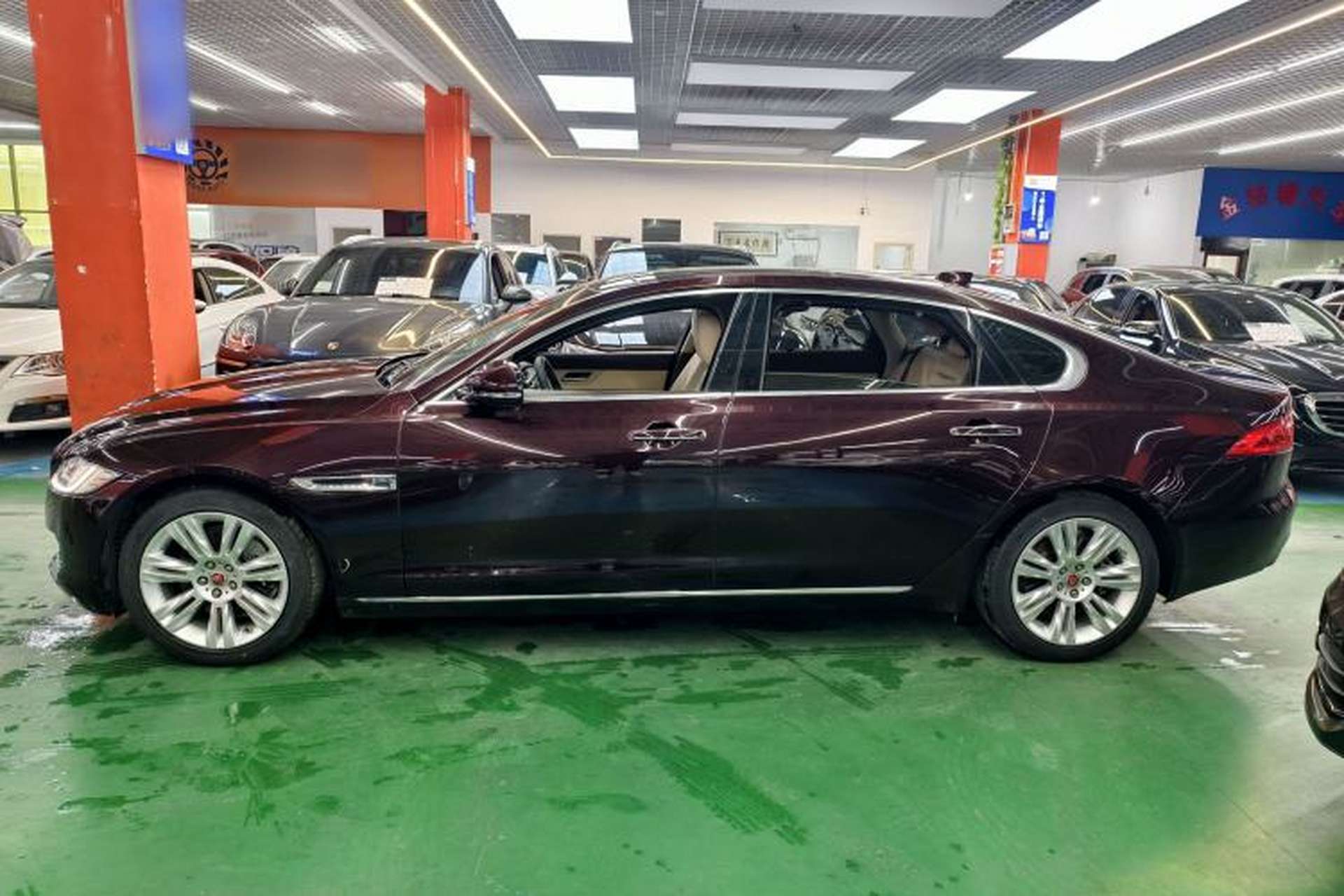 Used Jaguar XFL 2018 XFL 2.0T 250 PS Luxury Edition Exterior 3