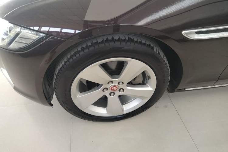 Used Jaguar XFL 2018 XFL 2.0T 200PS Elite Edition Exterior 4