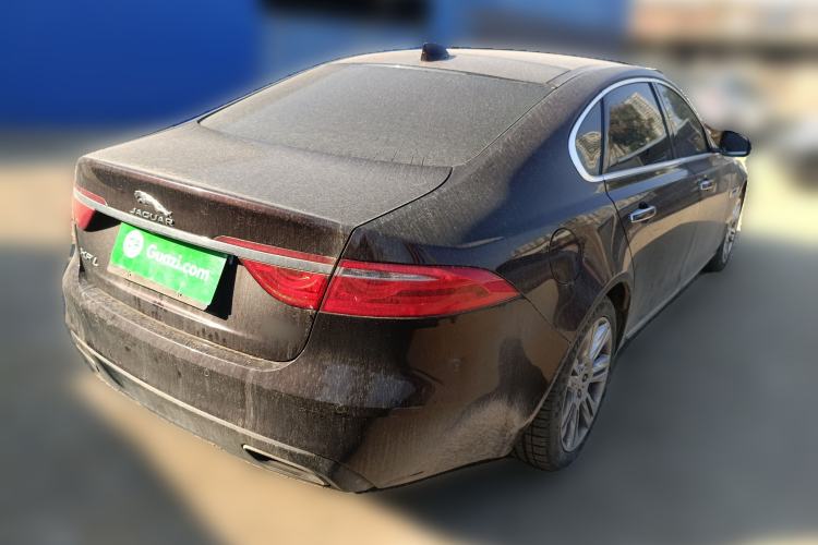Used Jaguar XFL 2018 XFL 2.0T 250 PS Luxury Edition Exterior 5