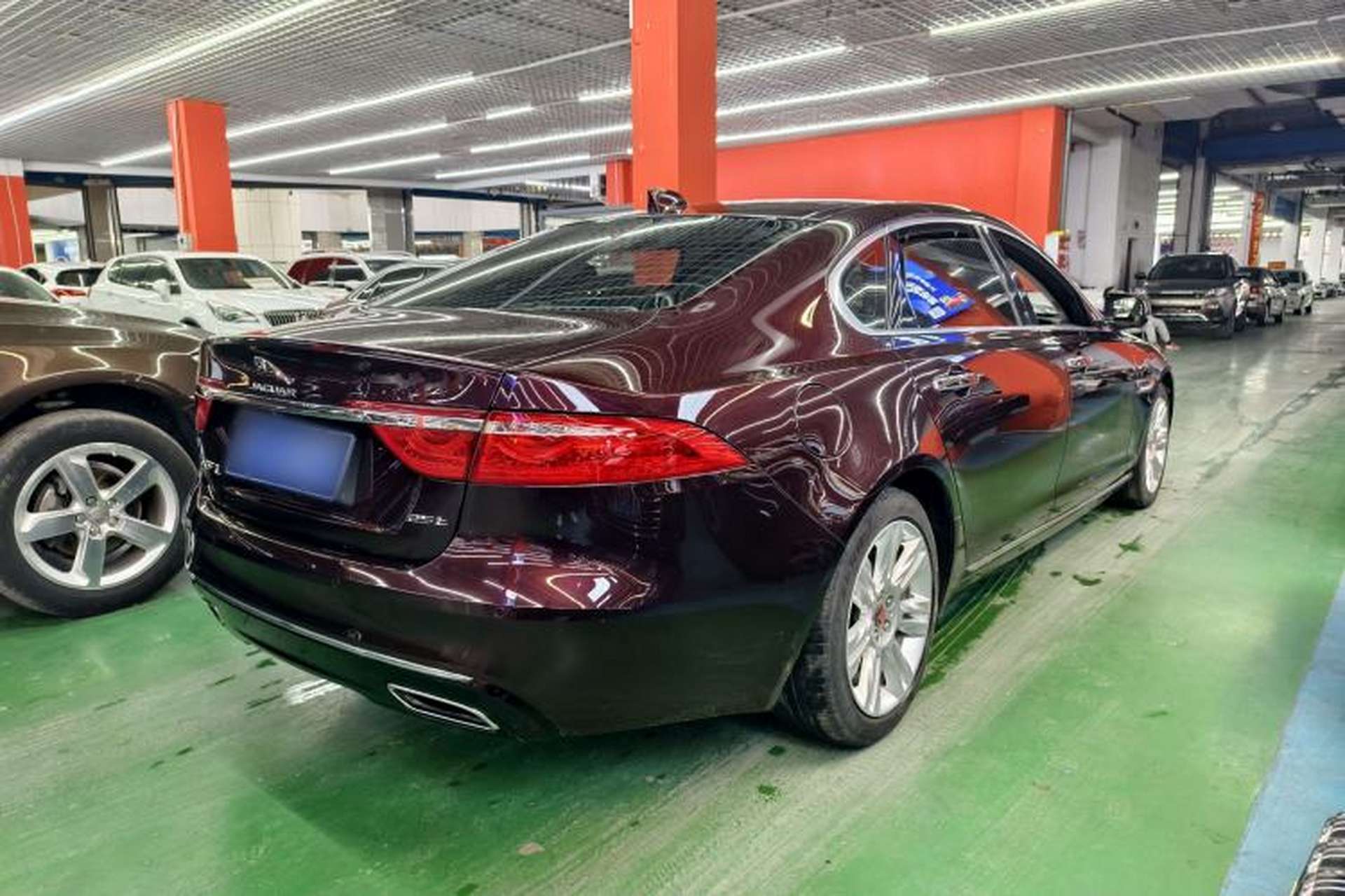 Used Jaguar XFL 2018 XFL 2.0T 250 PS Luxury Edition Exterior 5