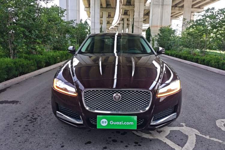 Used Jaguar XFL 2018 XFL 2.0T 250 PS Luxury Edition Front
