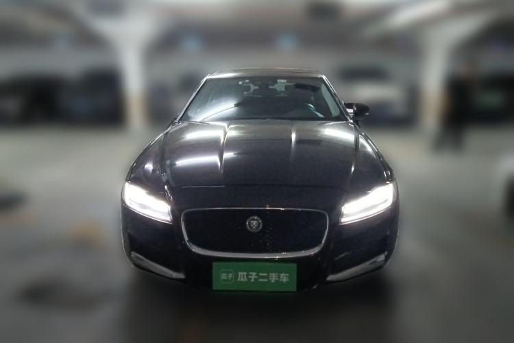 Used Jaguar XFL 2018 XFL 2.0T 250 PS Luxury Edition Front