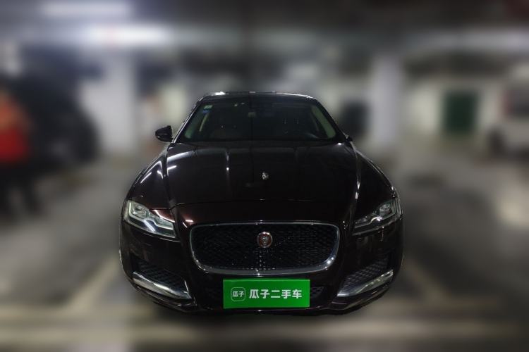 Used Jaguar XFL 2018 XFL 2.0T 250 PS Luxury Edition Front