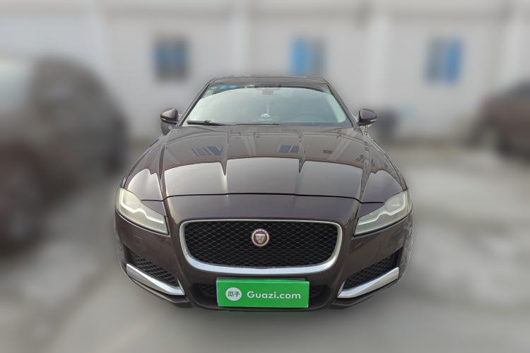 Used Jaguar XFL 2018 XFL 2.0T 250 PS Luxury Edition Front