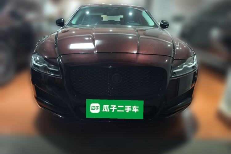 Used Jaguar XFL 2018 XFL 2.0T 250 PS Premium Edition Front