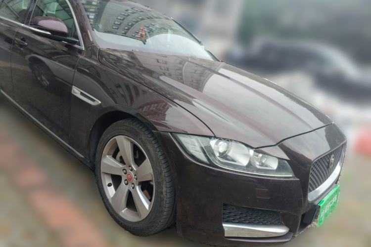 Used Jaguar XFL 2018 XFL 2.0T 200PS Elite Edition Front Right 45 Deg