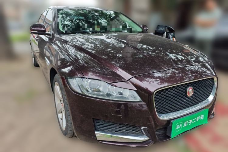 Used Jaguar XFL 2018 XFL 2.0T 200PS Elite Edition Front Right 45 Deg
