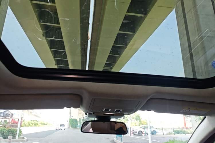 Used Jaguar XFL 2018 XFL 2.0T 250 PS Luxury Edition Headliner