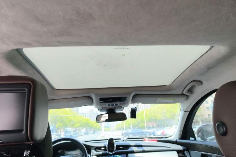 Used Jaguar XFL 2018 XFL 2.0T 250 PS Premium Edition Headliner