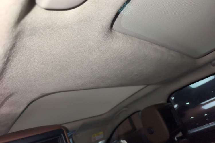 Used Jaguar XFL 2018 XFL 2.0T 250 PS Premium Edition Headliner