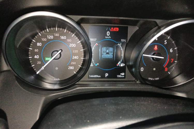 Used Jaguar XFL 2018 XFL 2.0T 200PS Elite Edition Instrument Cluster