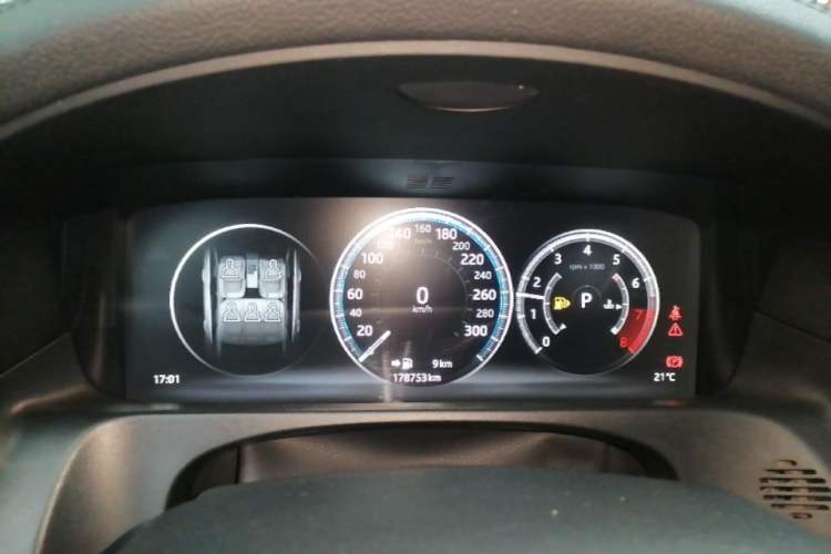 Used Jaguar XFL 2018 XFL 2.0T 250 PS Luxury Edition Instrument Cluster