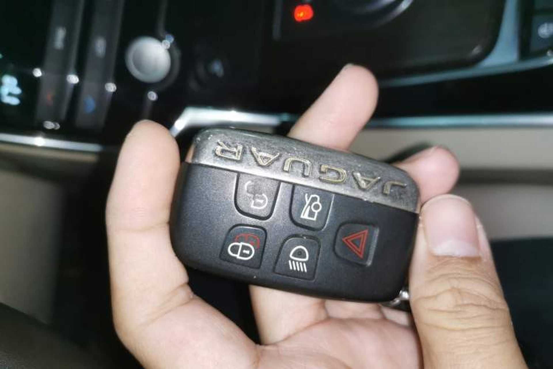Used Jaguar XFL 2018 XFL 2.0T 200PS Elite Edition Interior 1