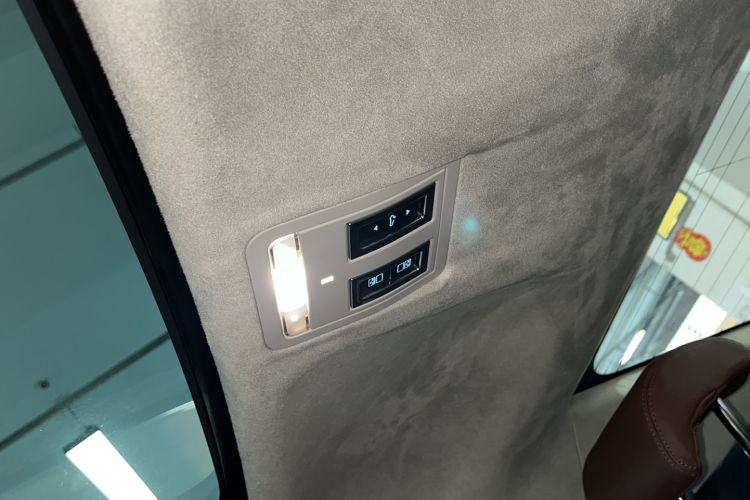 Used Jaguar XFL 2018 XFL 2.0T 250 PS Luxury Edition Interior 14