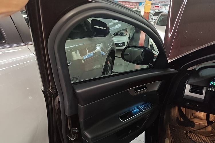 Used Jaguar XFL 2018 XFL 2.0T 200PS Elite Edition Interior 7
