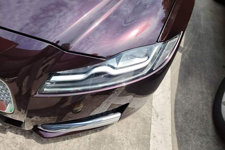 Used Jaguar XFL 2018 XFL 3.0 SC 340 PS Luxury Edition Left Front Headlight