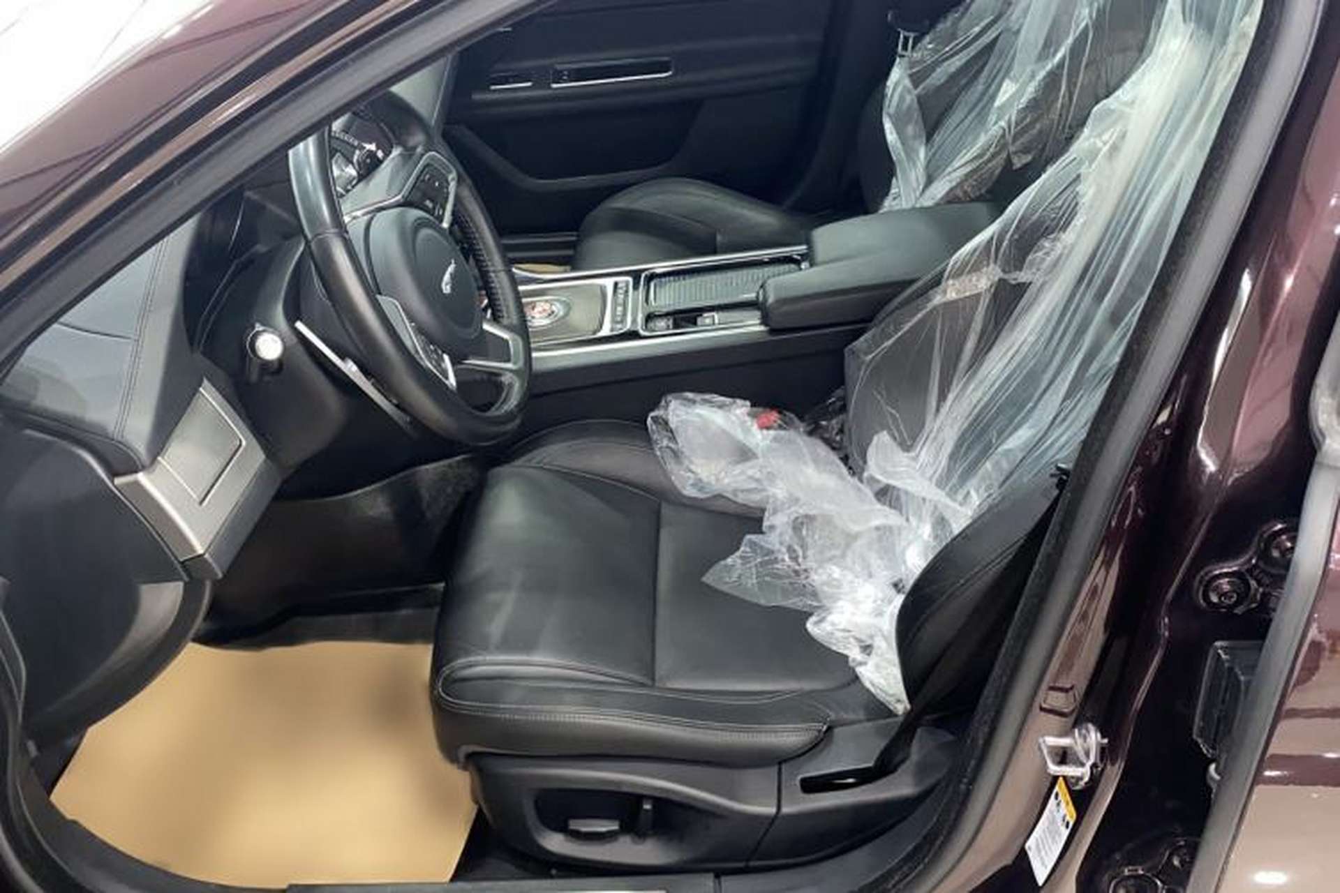 Used Jaguar XFL 2018 XFL 2.0T 200PS Elite Edition Left Front Seat