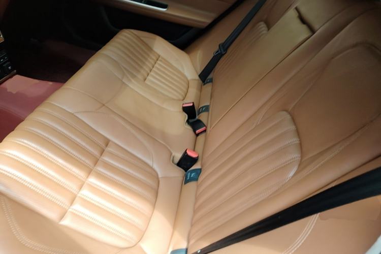 Used Jaguar XFL 2018 XFL 3.0 SC 340 PS Luxury Edition Left Rear Seat
