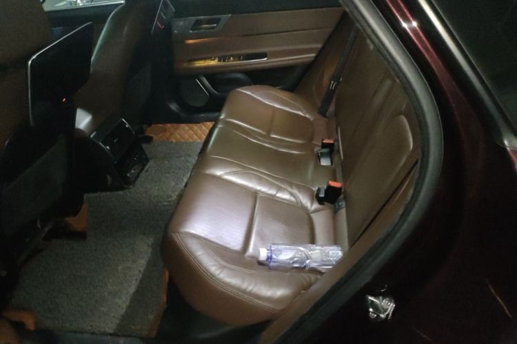 Used Jaguar XFL 2018 XFL 2.0T 250 PS Luxury Edition Left Rear Seat