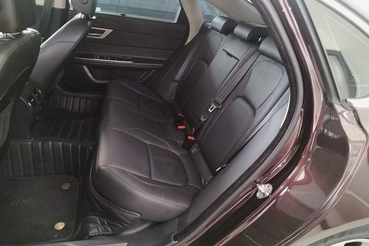 Used Jaguar XFL 2018 XFL 2.0T 200PS Elite Edition Left Rear Seat