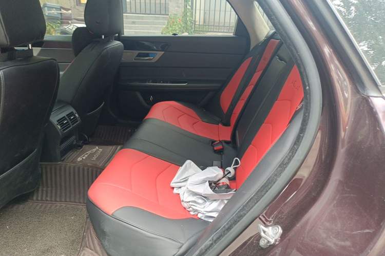Used Jaguar XFL 2018 XFL 2.0T 200PS Luxury Edition Left Rear Seat