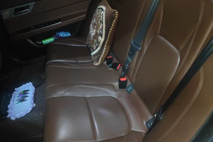 Used Jaguar XFL 2018 XFL 2.0T 250 PS Luxury Edition Left Rear Seat