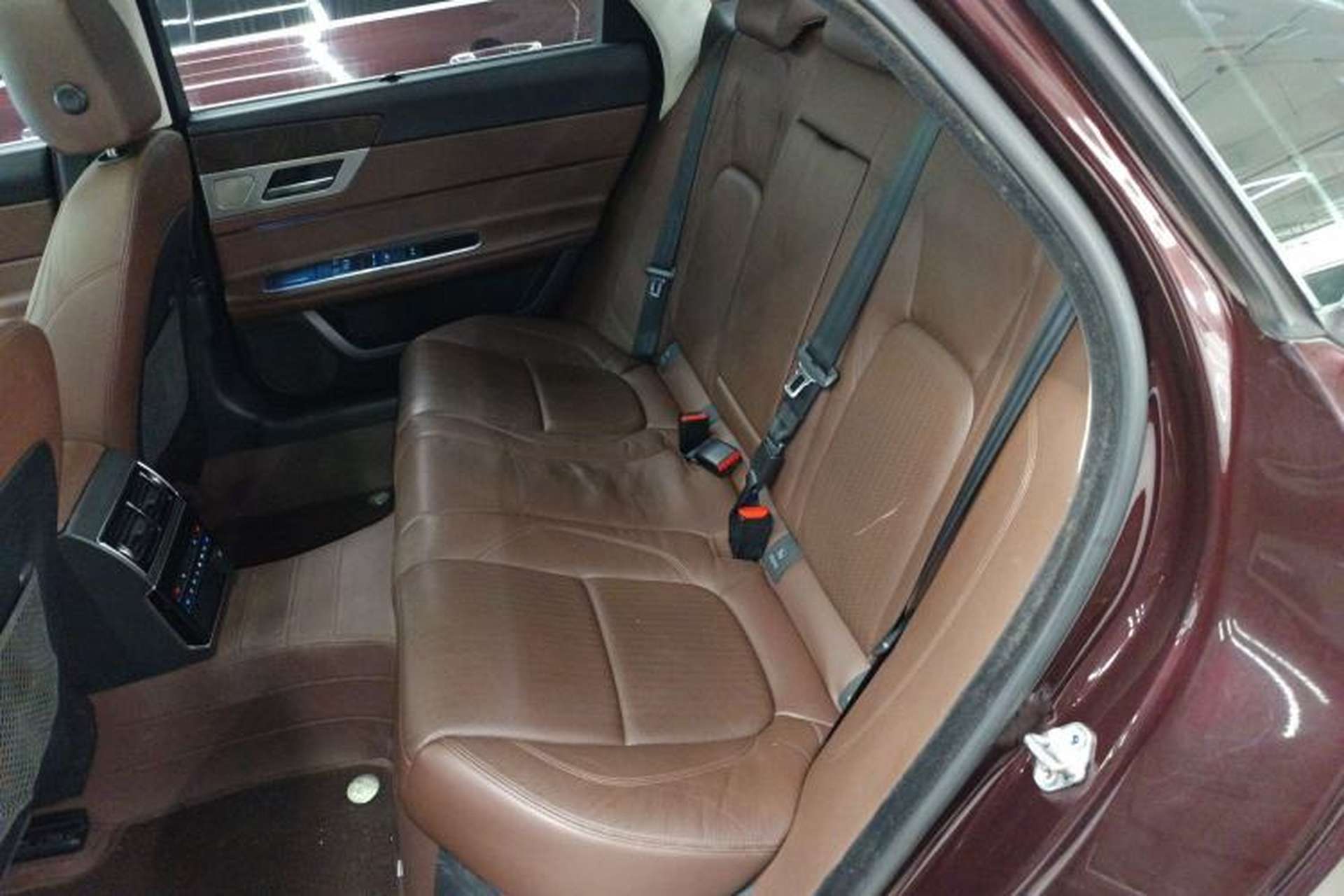 Used Jaguar XFL 2018 XFL 2.0T 250 PS Luxury Edition Left Rear Seat