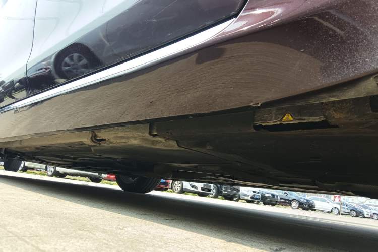 Used Jaguar XFL 2018 XFL 2.0T 250 PS Luxury Edition Left Side Sill