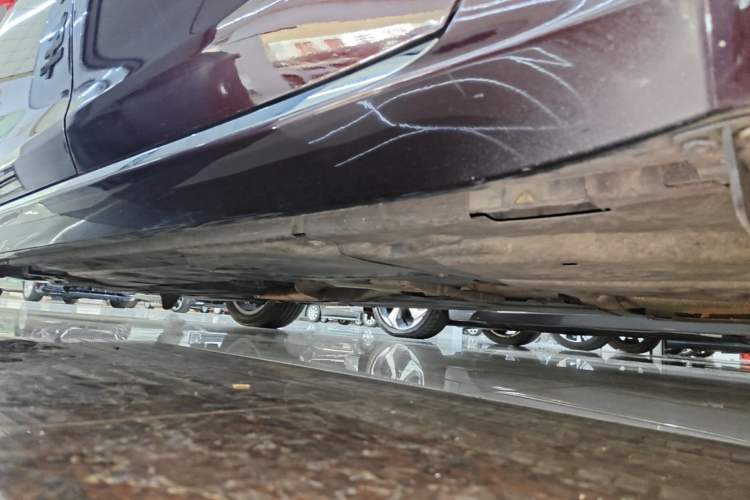 Used Jaguar XFL 2018 XFL 2.0T 200PS Elite Edition Left Side Sill