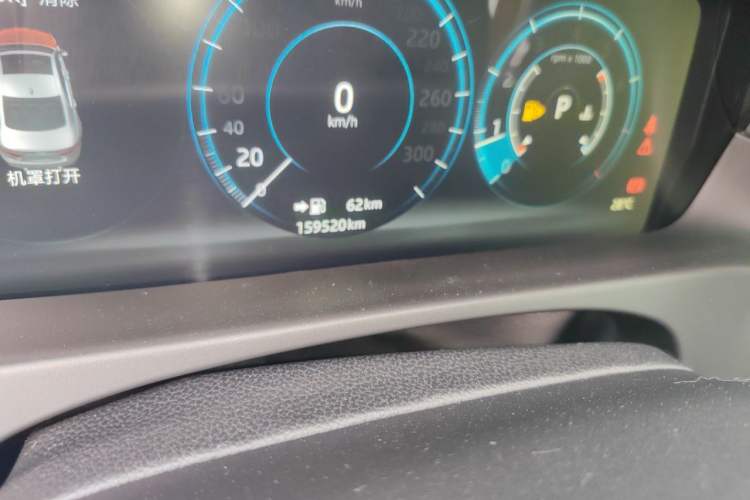 Used Jaguar XFL 2018 XFL 2.0T 250 PS Luxury Edition Odometer Close Up