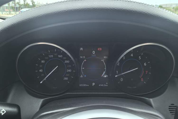 Used Jaguar XFL 2018 XFL 2.0T 200PS Elite Edition Odometer Close Up