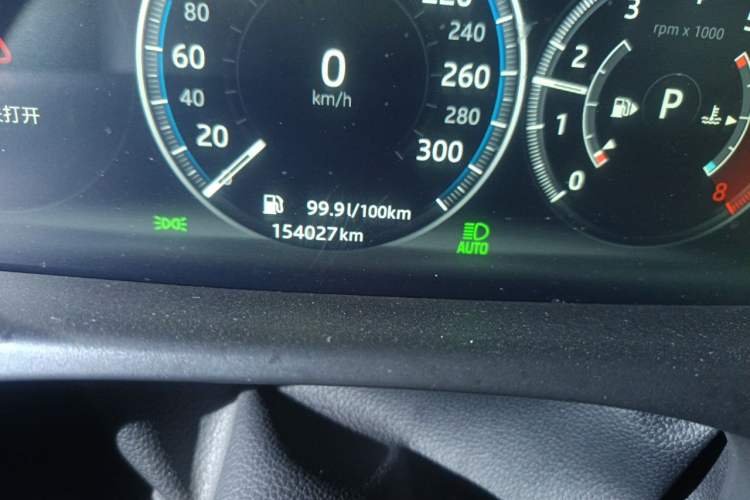 Used Jaguar XFL 2018 XFL 2.0T 250 PS Premium Edition Odometer Close Up