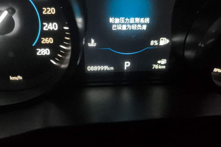 Used Jaguar XFL 2018 XFL 2.0T 200PS Elite Edition Odometer Close Up