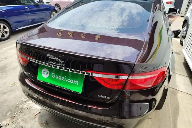 Used Jaguar XFL 2018 XFL 3.0 SC 340 PS Luxury Edition Rear