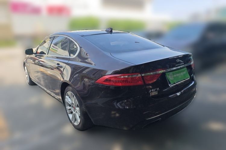 Used Jaguar XFL 2018 XFL 2.0T 250 PS Luxury Edition Rear Left 45 Deg