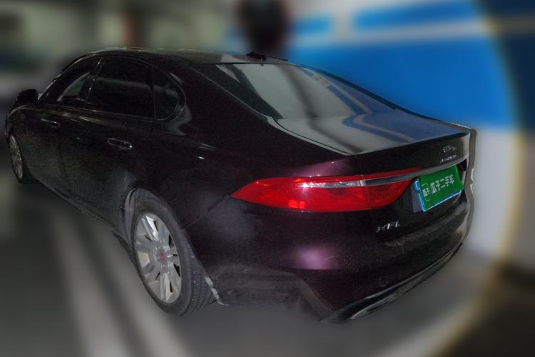 Used Jaguar XFL 2018 XFL 2.0T 250 PS Luxury Edition Rear Left 45 Deg