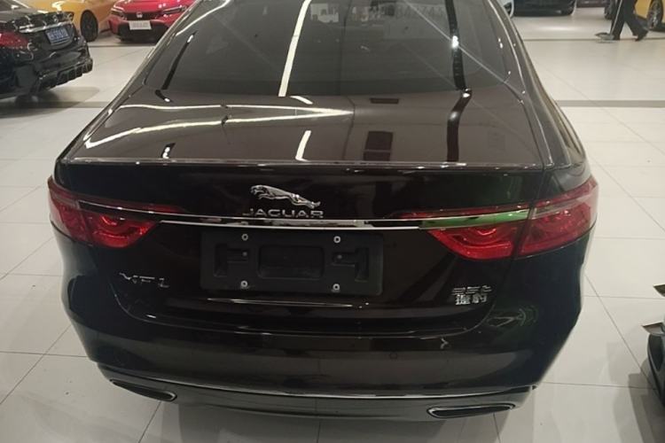 Used Jaguar XFL 2018 XFL 2.0T 250 PS Luxury Edition Rear