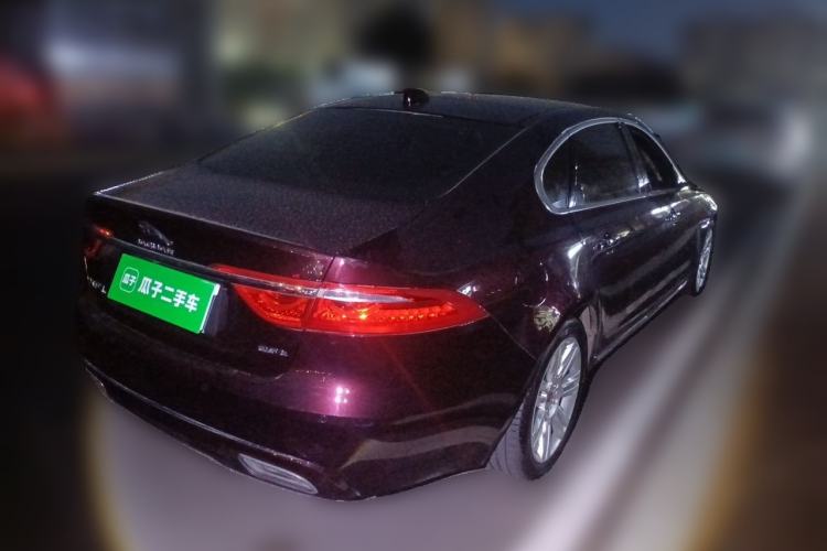 Used Jaguar XFL 2018 XFL 2.0T 250 PS Luxury Edition Rear Right 45 Deg
