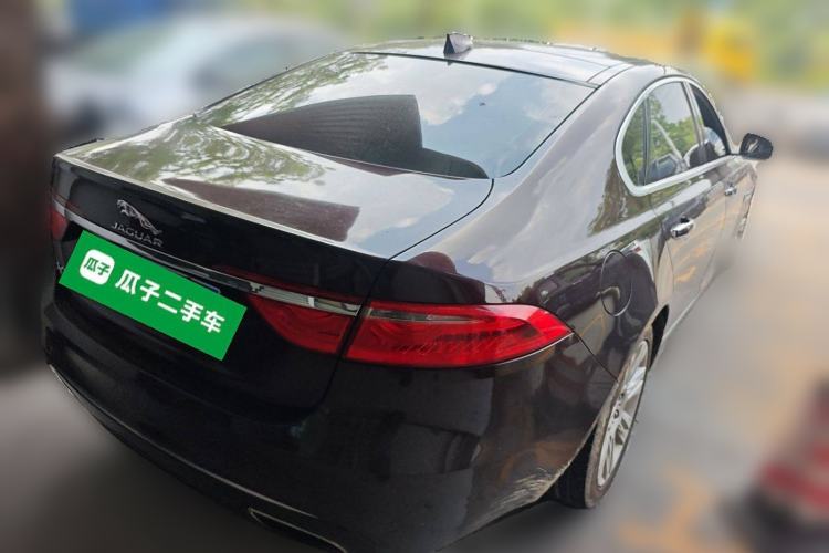 Used Jaguar XFL 2018 XFL 2.0T 250 PS Luxury Edition Rear Right 45 Deg